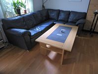 Hörnsoffa 6 sittplatser (Skinn) + Bord