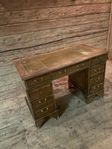Skrivbord, engelsk stil 