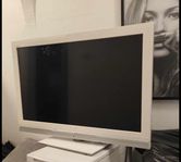 Tv med fjärrkontroll 50”