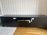 Bestå TV-bänk från Ikea 