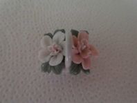 RETRO porslinskorg med blommor porslin tittskåp