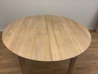 Mio runt matbord 115 cm i ek