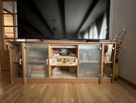 Special designad TV-bänk