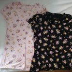 Två T-shirts med blommigt tryck från Clockhouse Basics M