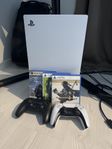 ps5 disc version, med 3 spel och 2 kontroller