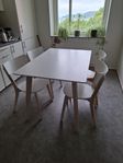 Köksbord med 4 stolar