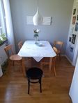 bord och stolar