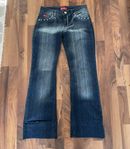 lågmidjade jeans 