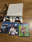 PS4 med 2 handkontroller och 3 spel 
