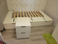 Nordli sängstomme och sängbord