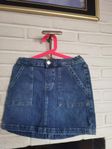 122-128 storlek 30 kr 