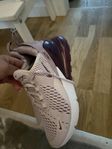nike 270