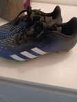 Fotbollskor st34