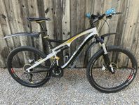 SPECIALIZED CAMBER COMP 2012
