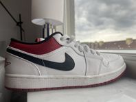 Nike Jordan 1 Low White/Gym Red