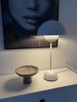 Flowerpot VP3 Bordslampa vi matt