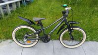 Crescent Narre 20tum 3vxl