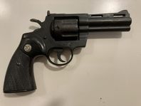 Colt Python dekorationsvapen