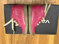 Barnskor, Rosa. Leather. (strl 25)