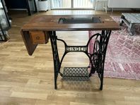 bord, gammalt symaskinsbord 