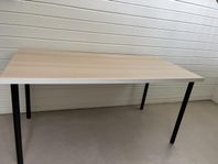 skrivbord