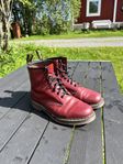 DR. MARTENS