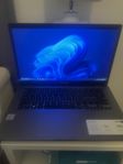 Bärbar Asus dator, perfekt till studier eller arbete