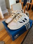 Adidas Treziod, stl. 42