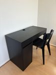 Skrivbord