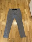 Jack&Jones storlek W33 L32 i bra skick