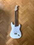 Squier Strat White