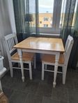 bord + 2 stolar