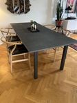 stabilt matbord