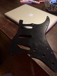 fender stratocaster plektrumskydd