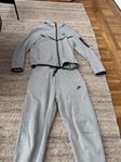 Nike Tech 