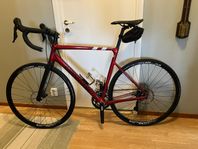 Racer Cannondale caad13
