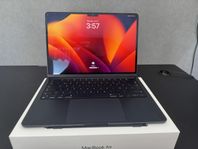 MacBook M3 2024 13 tum 512gb 16GB 