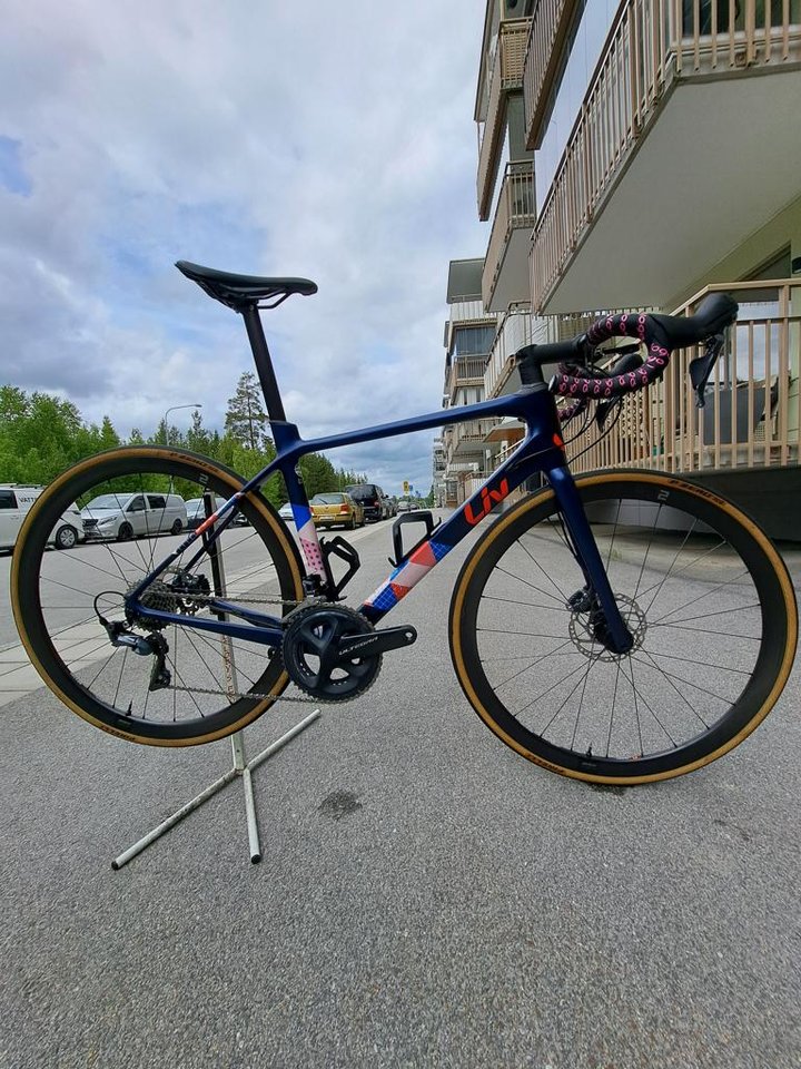 Liv Langma Advanced 1 Manifes...