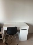 MICKE skrivbord + Jysk stol