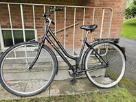 Damcykel 28 tum, 3 växlar med fotbroms 