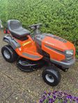 HUSQVARNA LT 151 LT151 ÅKGRÄSKLIPPARE GRÄSKLIPPARE NYSERV