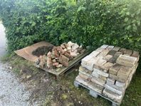 Tegelstenar bortskänkes mot hämtning