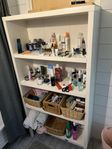 white shelf