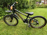 Crescent Narre 20”