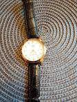 Herrklocka Analog Guldfärgad Q&Q Quartz.