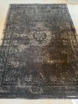 Vintage matta från Lüpperts mattor 165x 232cm