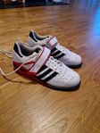 Adidas Powerlift Strl 43 1/3