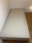 Säng 90x200