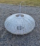 Vit korglampa / taklampa diameter 50 cm, höjd 25 cm