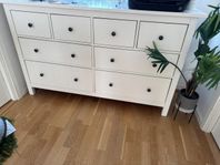 Hemnes byrå 8 lådor 